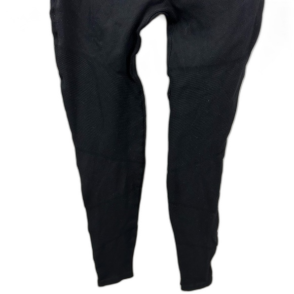 Commando Black High-Waist Workout Leggings Size Medium/Large - Picture 14 of 14